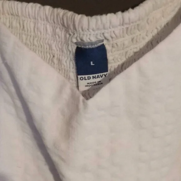 Old Navy Seersucker Puffed Sleeve Dress - Picture 3 of 4